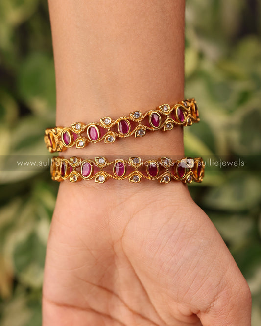 Stone Gold Bangle Set of 2