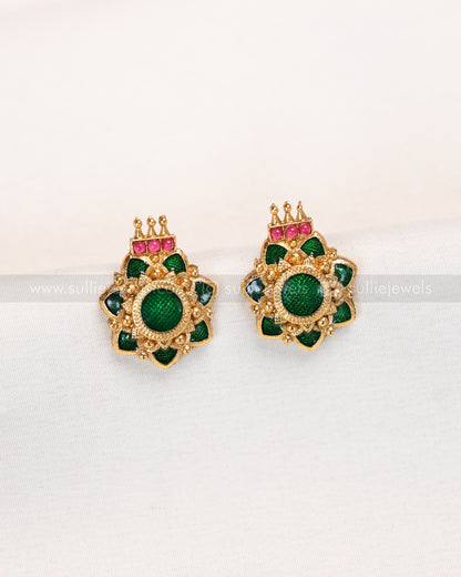 6071 - Sullie Basic - Lakshmi Kerala Palakka Pendant with Studs
