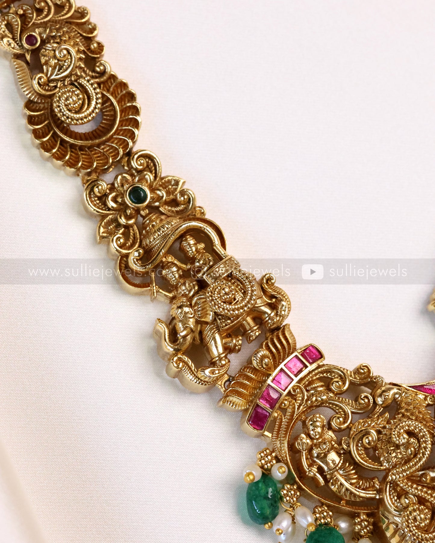 No Idol Premium Peacock Antique Chain with Earring - Green Beads