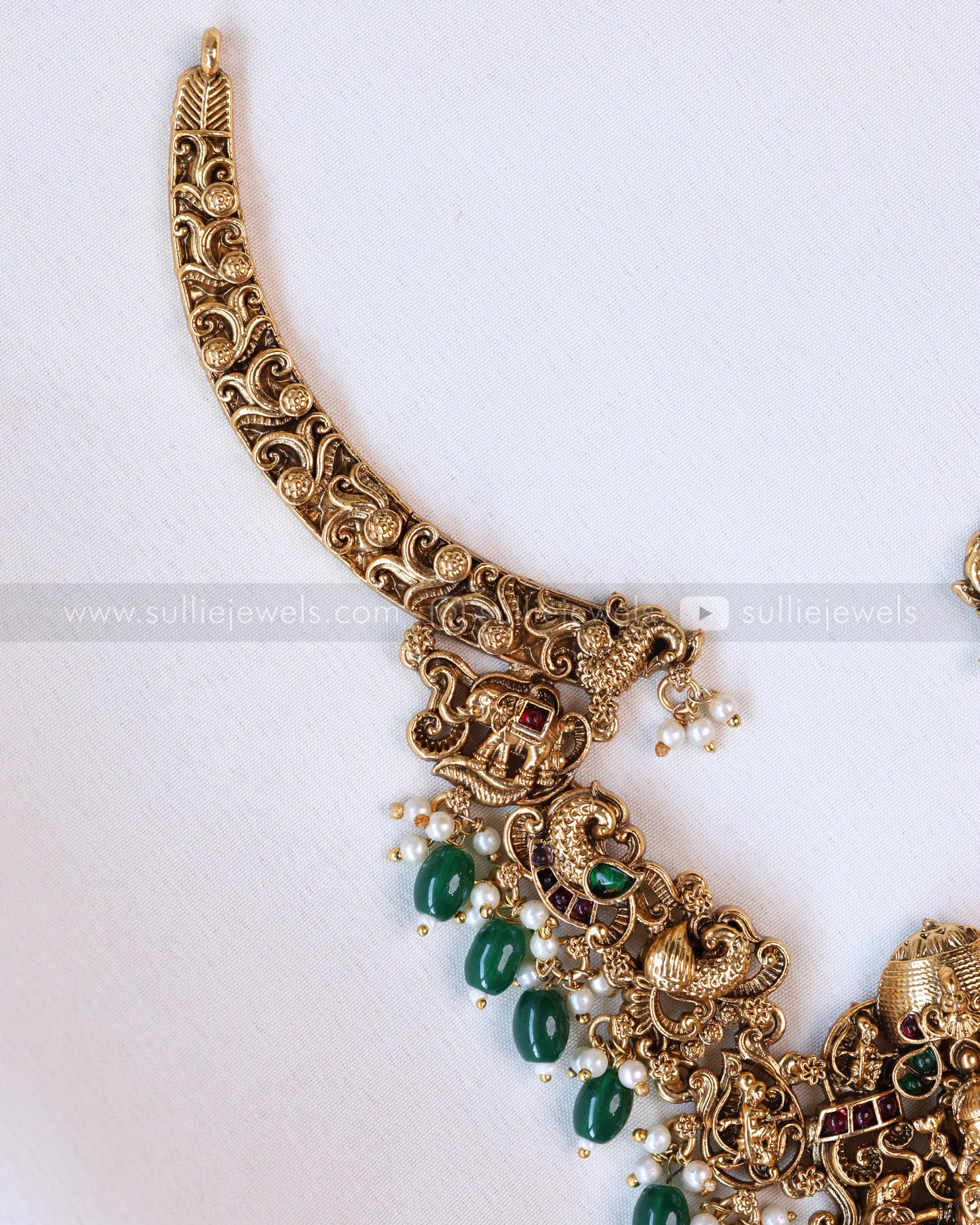 3694 -Sullie Basic Lakshmi Hasli Necklace with Green Beads and Earrings
