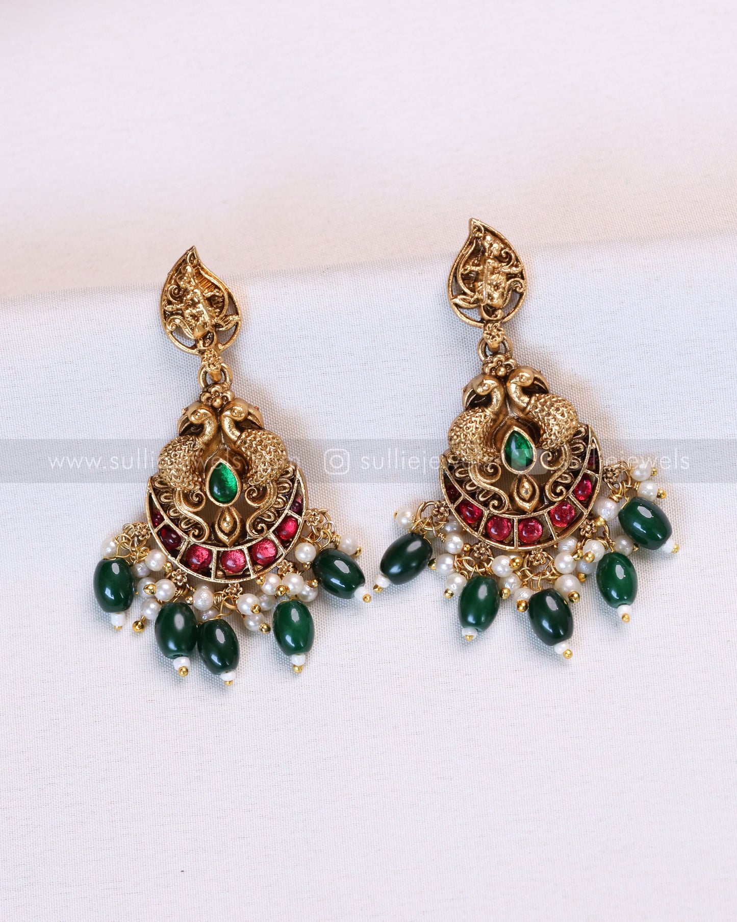 3694 -Sullie Basic Lakshmi Hasli Necklace with Green Beads and Earrings