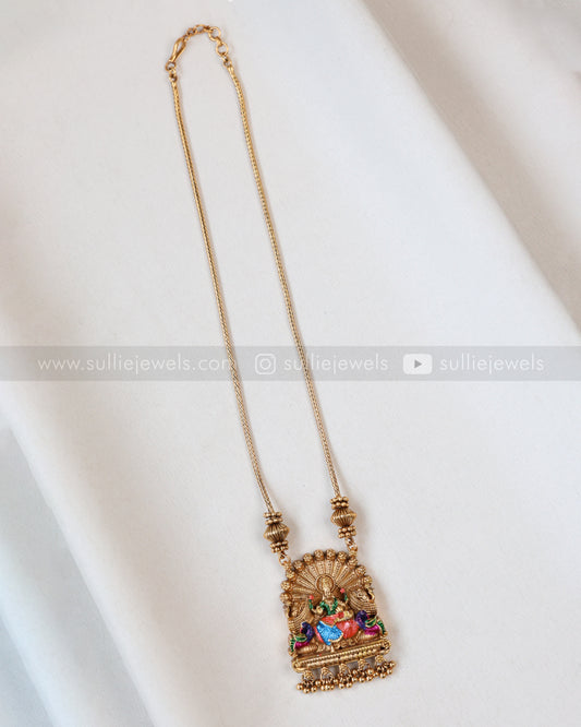 6068 - Sullie Basic - Lakshmi Enamel Golden Chain Pendant