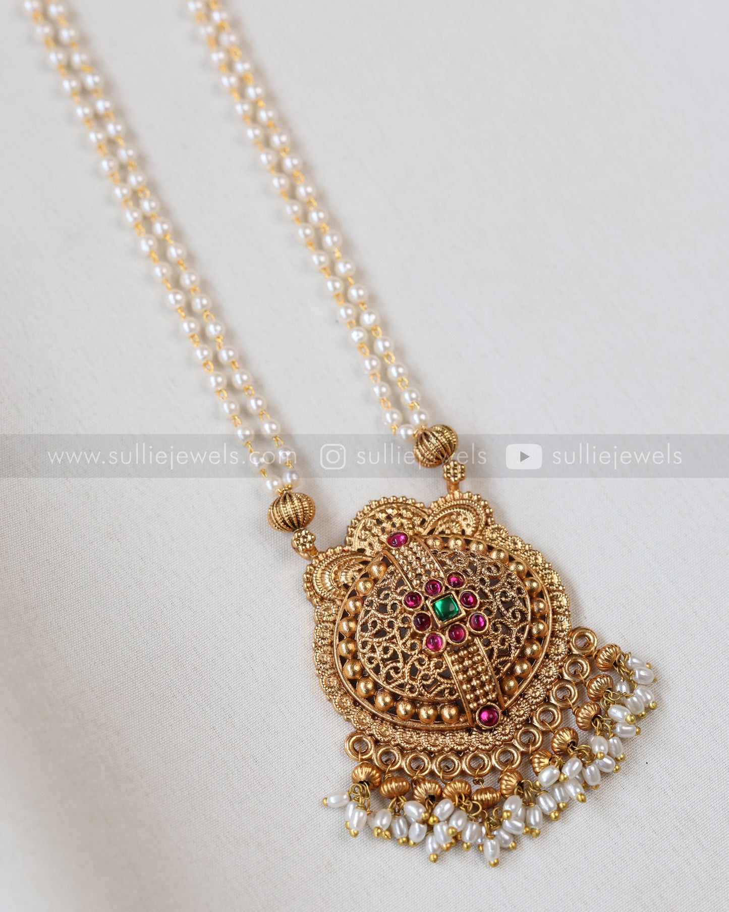 6069 - Sullie Basic - Floral Gold & Pearl Pendant Set with Stud