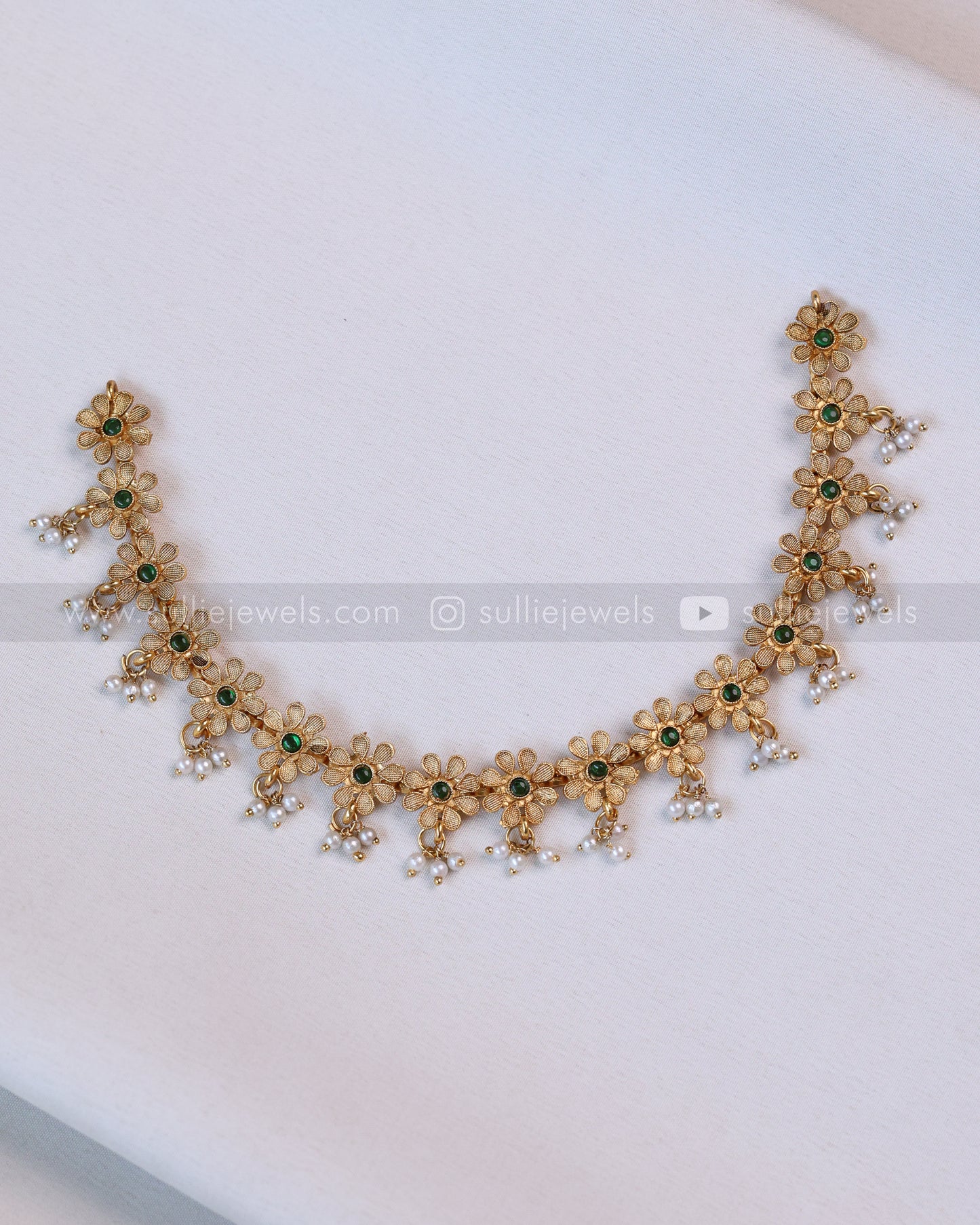 3689 - Sullie Basic Green Floral Necklace with Stud
