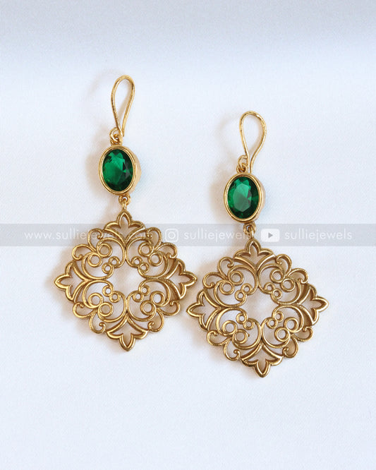 Emerald Hook Premium Earring