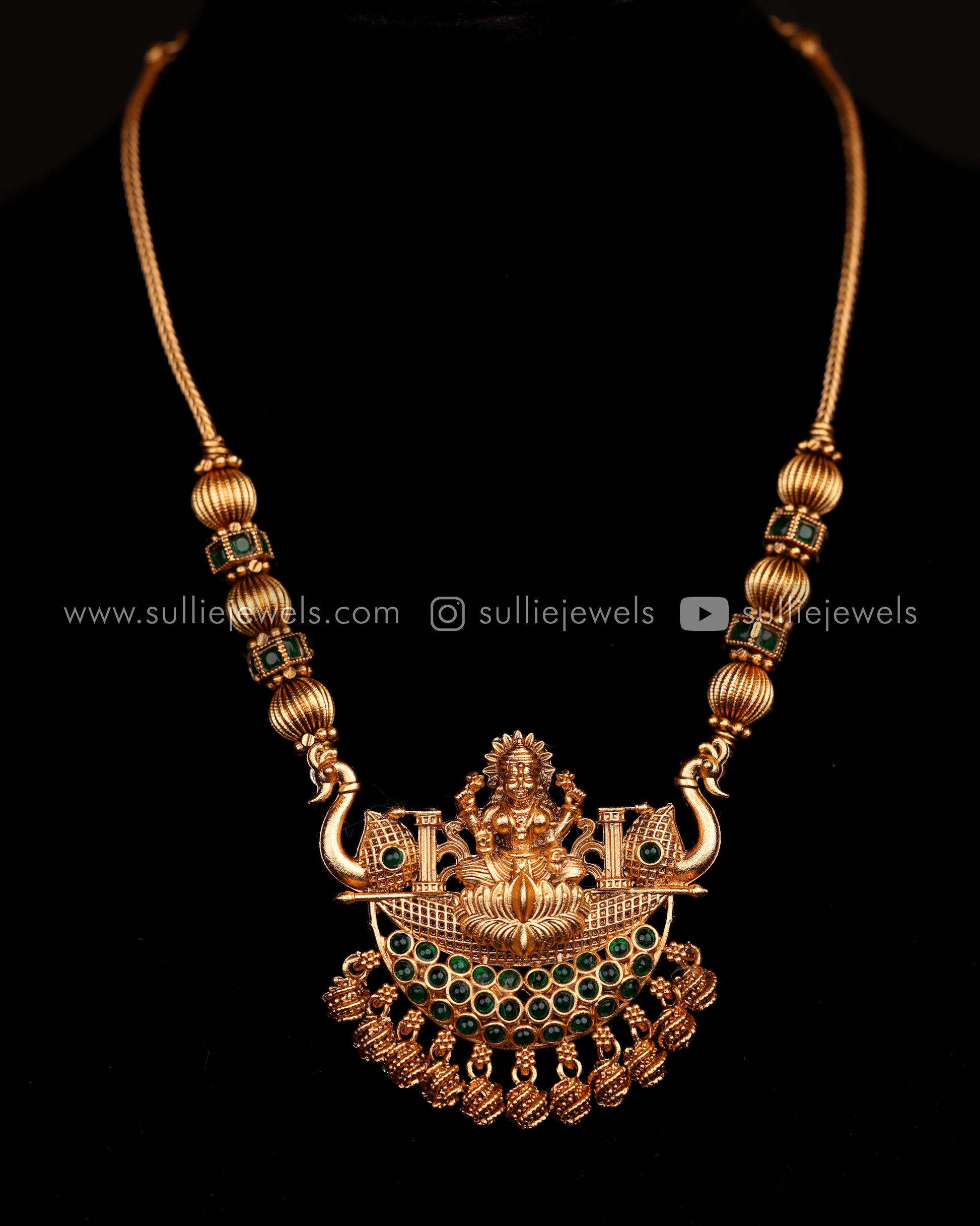 Lakshmi Pendant Set – sulliejewels - Main Image