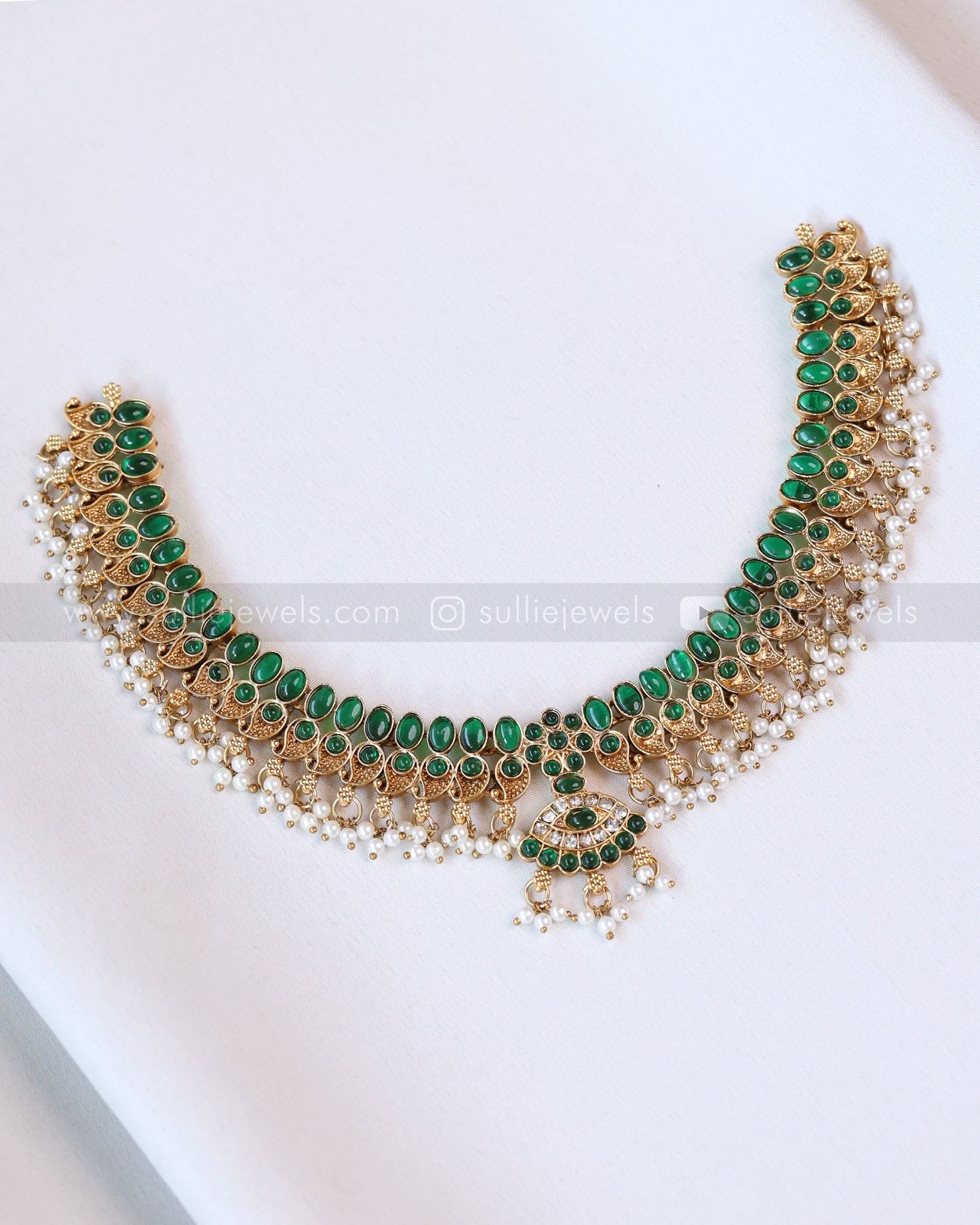 3692 - Sullie Basic Green Mango Necklace with Stud