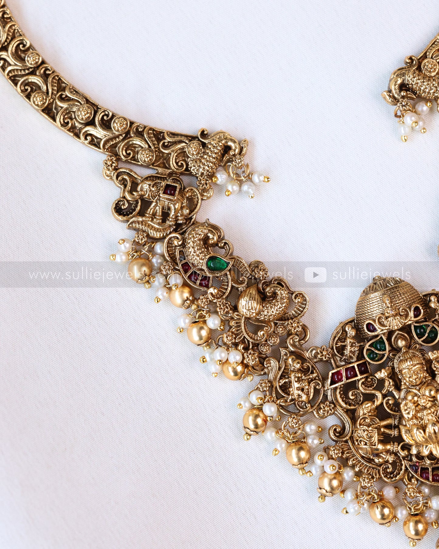 3693 - Sullie Basic Lakshmi Hasli Necklace with Gold Beads and Earrings