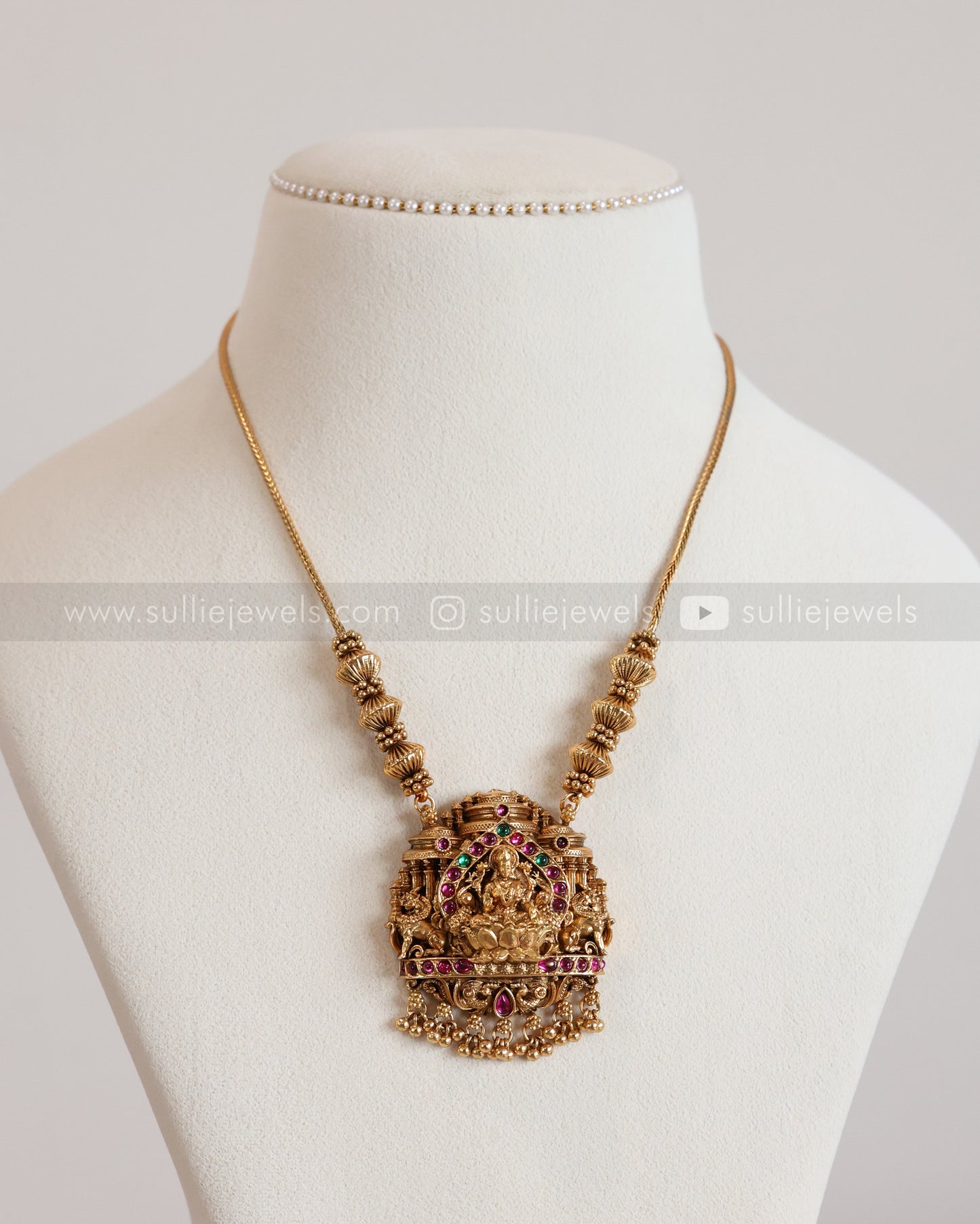 6067 - Sullie Basic - Goddess Gold Beaded Chain Pendant with Jhumka