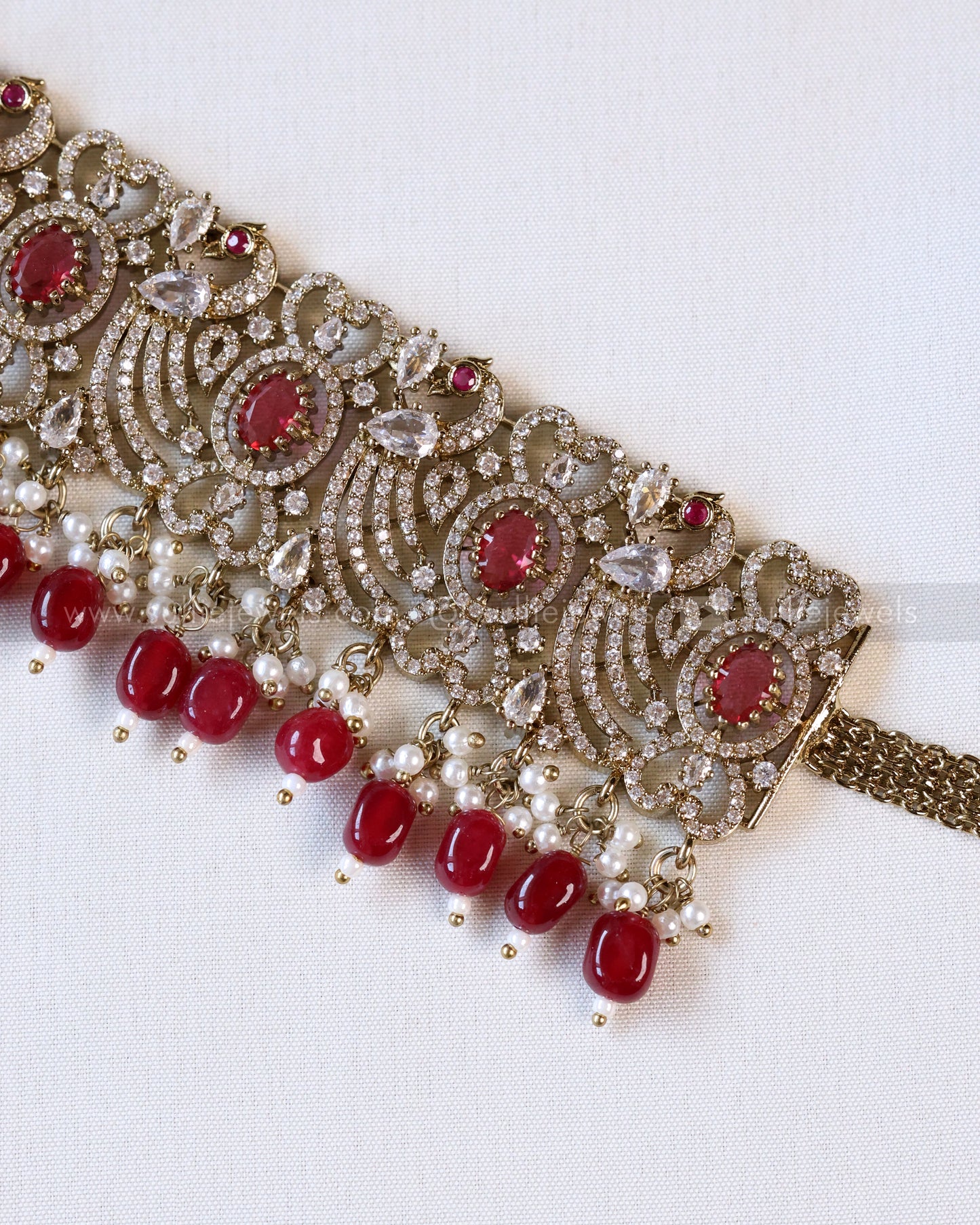 Peacock Design Victorian Stone Premium Hipchain - 6 colours