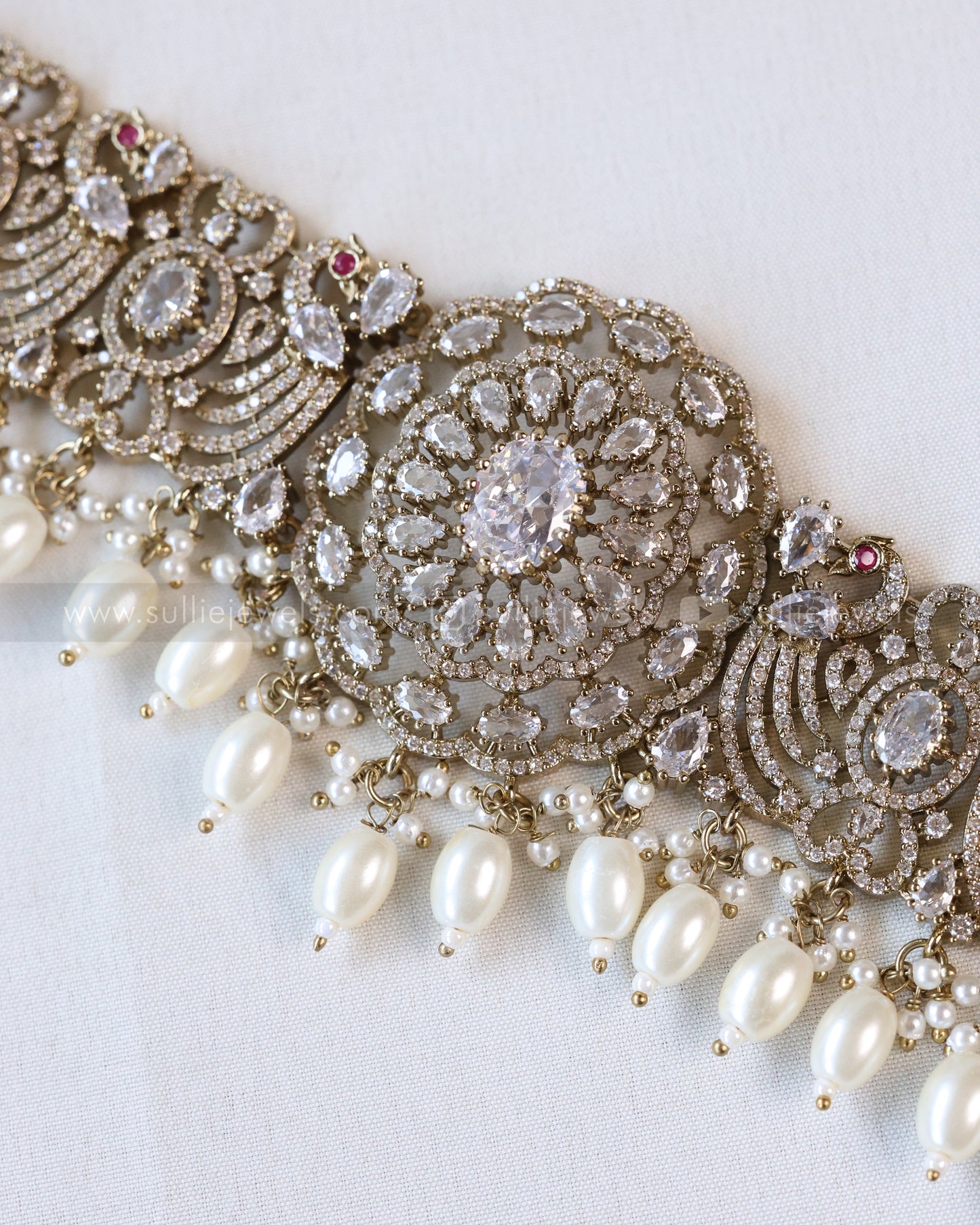 Peacock Design Victorian Stone Premium Hipchain - 6 colours