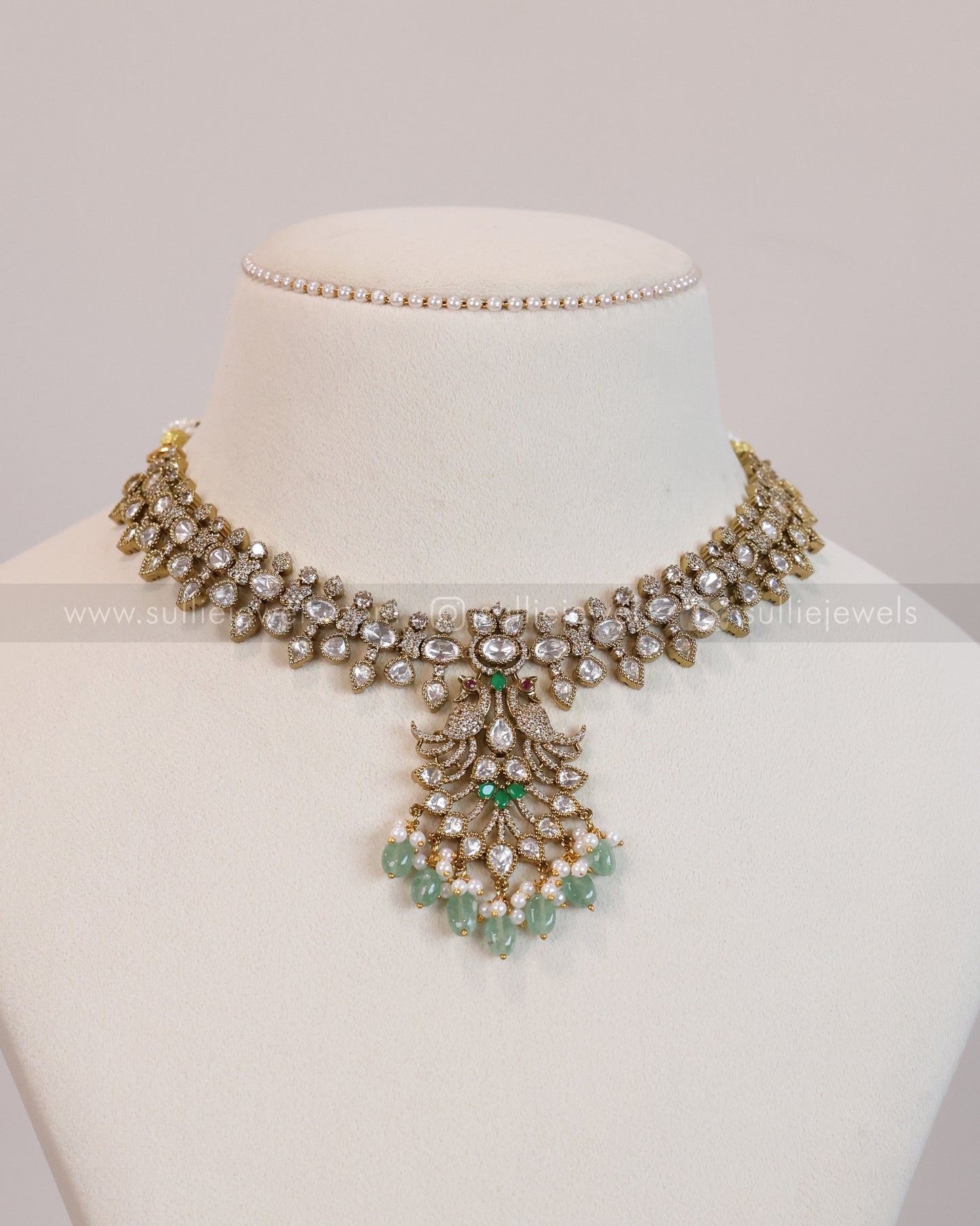 3637 - Mint Premium Victorian Stone Peacock Necklace with Earring