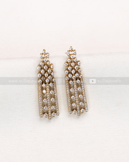 3844 - White Premium AD Spike Necklace with Earring