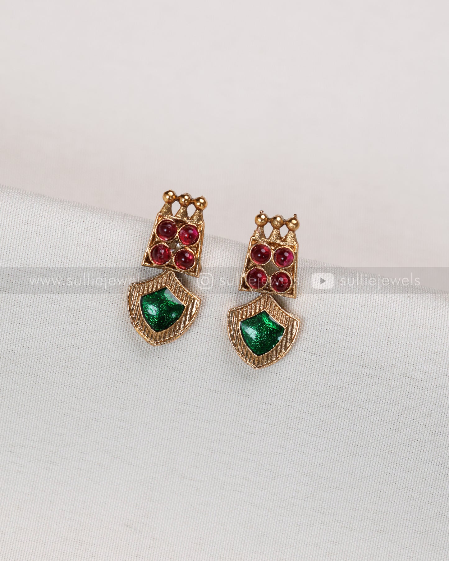 3827 - Red & Green Palakka Necklace with Stud