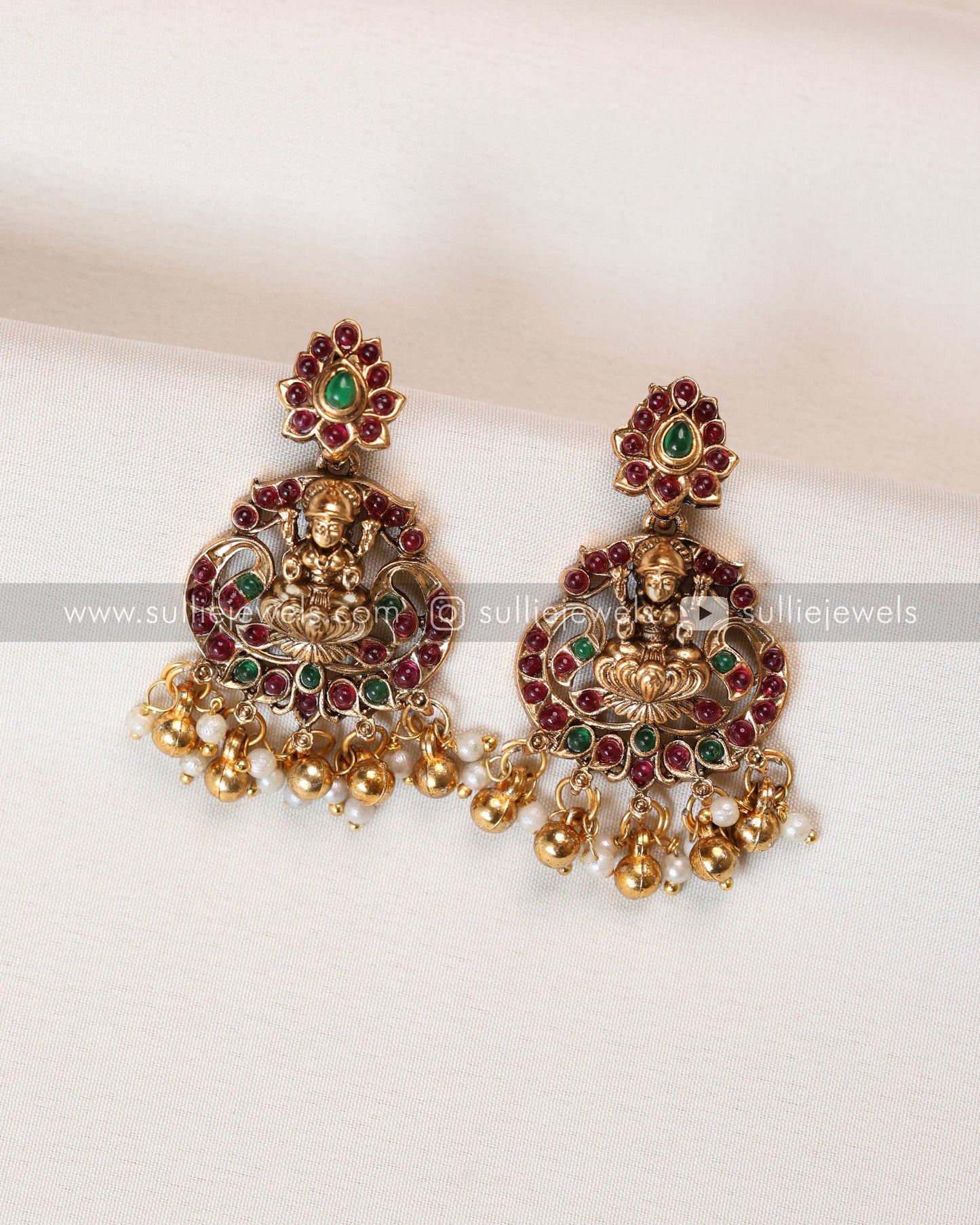 Sullie Basic - Lakshmi Detailed Elephant Peacock Necklace with Earring