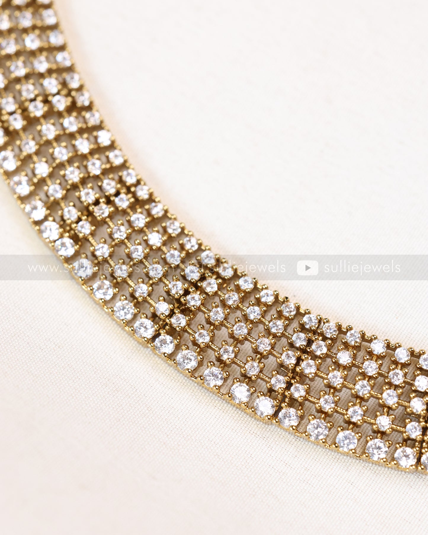 3836 - AD Red Centre Stone Necklace with Stud