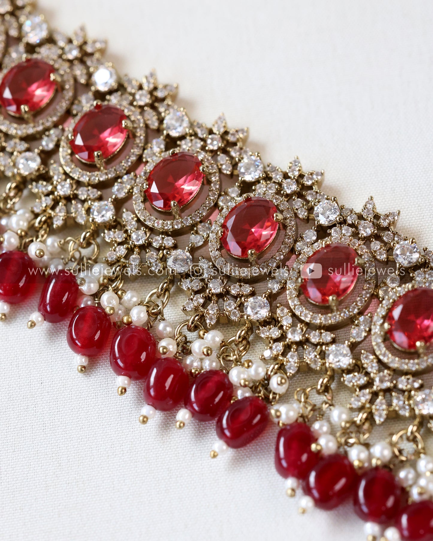 Round Victorian Stone Premium Hipchain - 6 colours