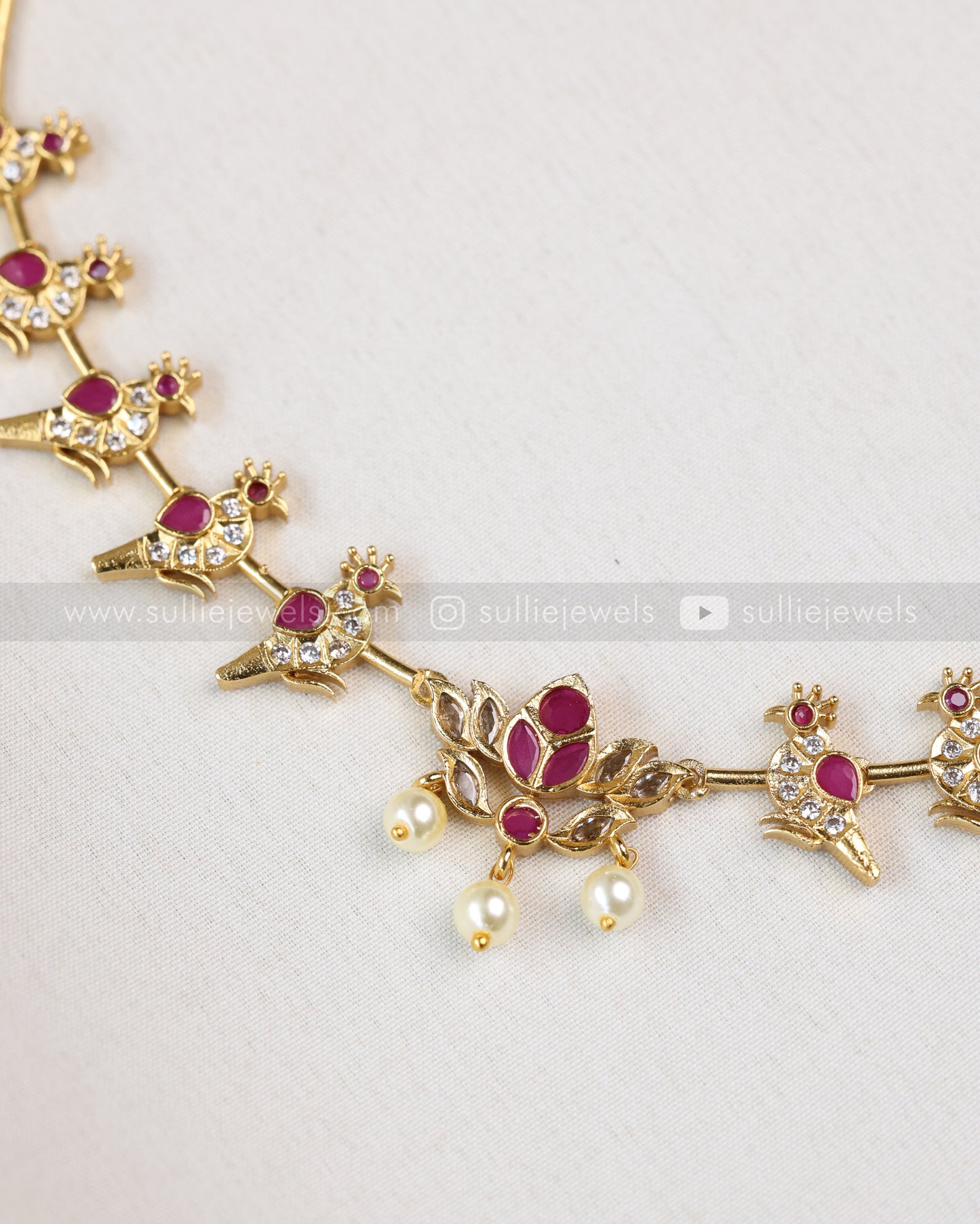 3828 - Ruby Lotus & Parrot AD Hasli Necklace