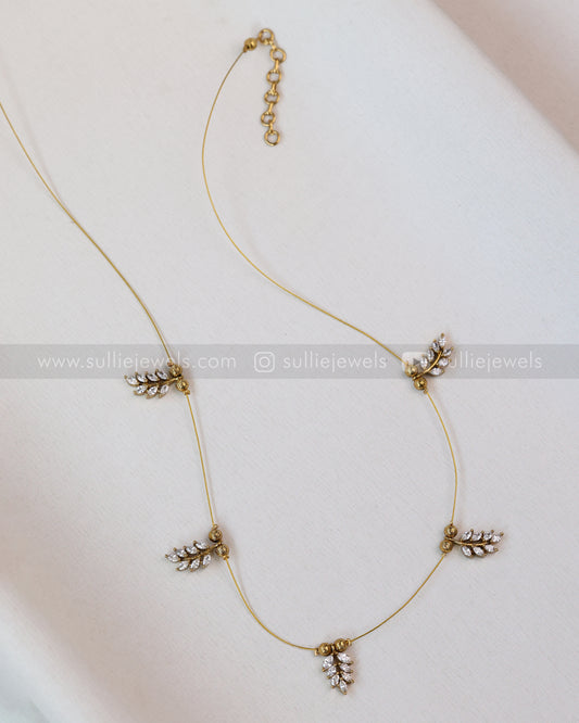 3650 - Sullie Basic White Leaf Design Invisible Gold String Chain with Stud