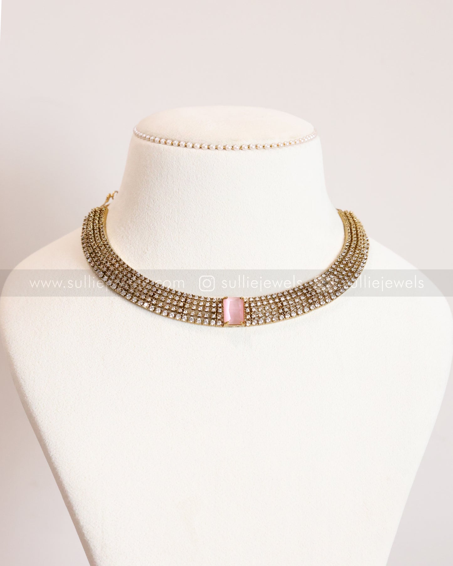 3835 - AD Pastel Pink Centre Stone Necklace with Stud