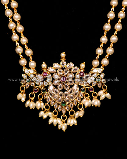 Pearl & Peacock Elegant Long Chain