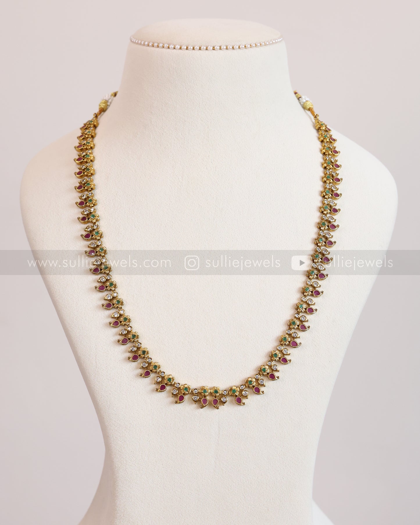 7146 - Minimal AD Mango Gold Long Chain with Stud