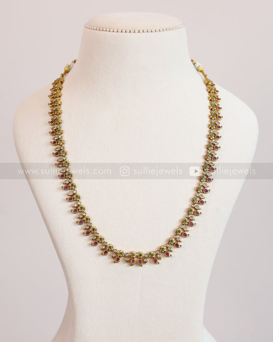 7146 - Minimal AD Mango Gold Long Chain with Stud