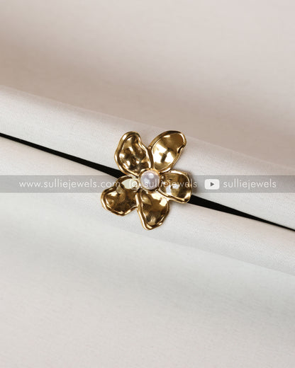 R12 - Melted Golden Petal Flower with Pearl Adjustable Ring
