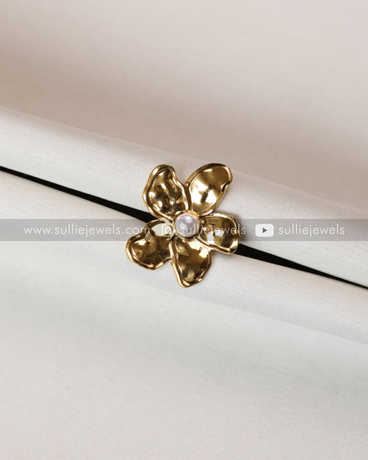R12 - Melted Golden Petal Flower with Pearl Adjustable Ring