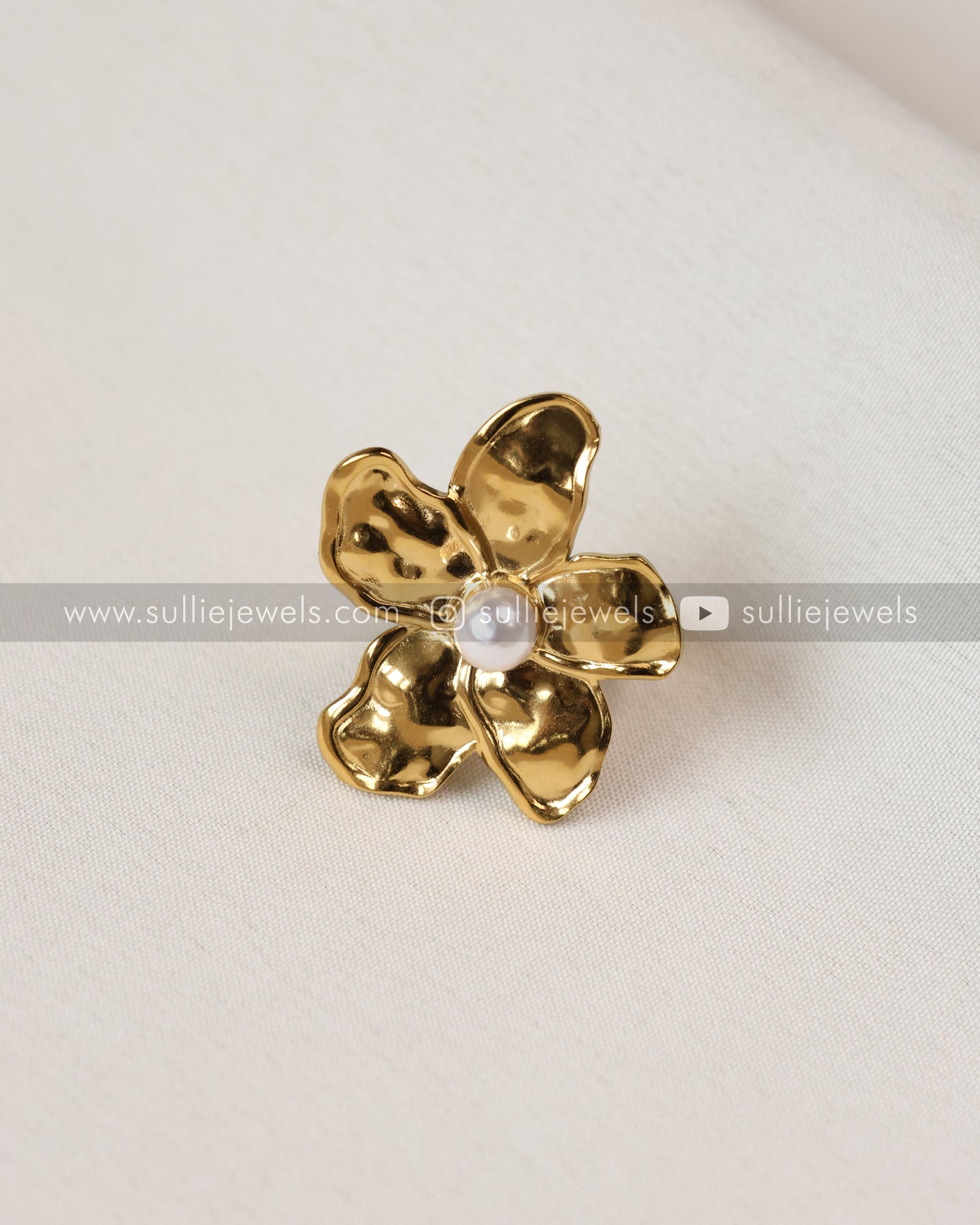R12 - Melted Golden Petal Flower with Pearl Adjustable Ring