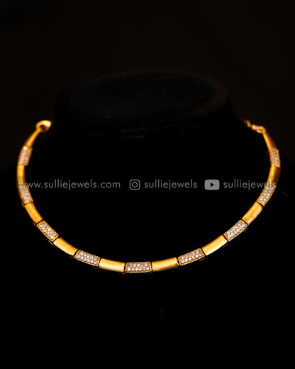 Minimal Gold finish Necklace Set