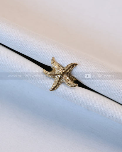R16 -  Adjustable Gold Starfish Ring