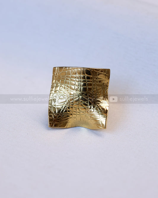 R13 - Intricate Gold Foil Textured Adjustable Ring