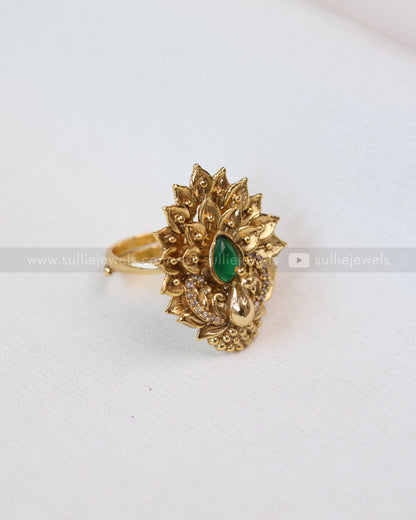 R36 - Emerald 3D Peacock Adjustable Ring