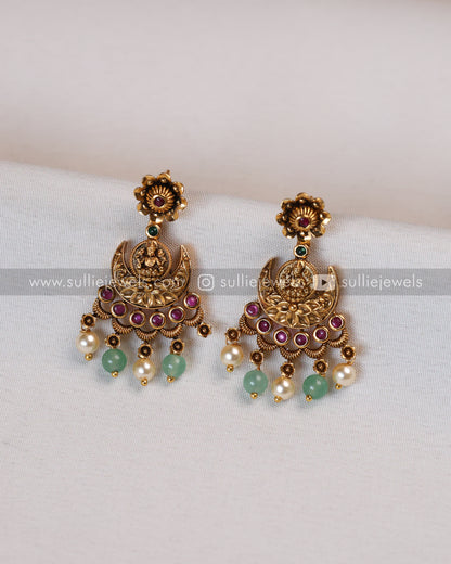 3589 - DesignerLakshmi Minimal Necklace with Earring