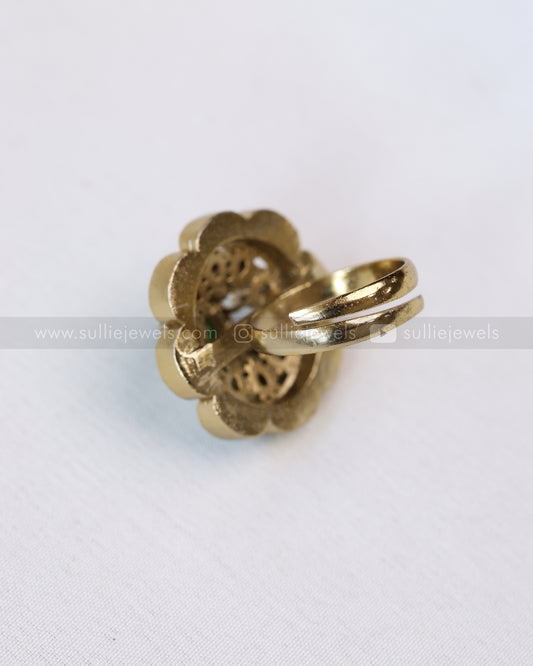 R34 - Emerald Kundan Premium Adjustable Ring