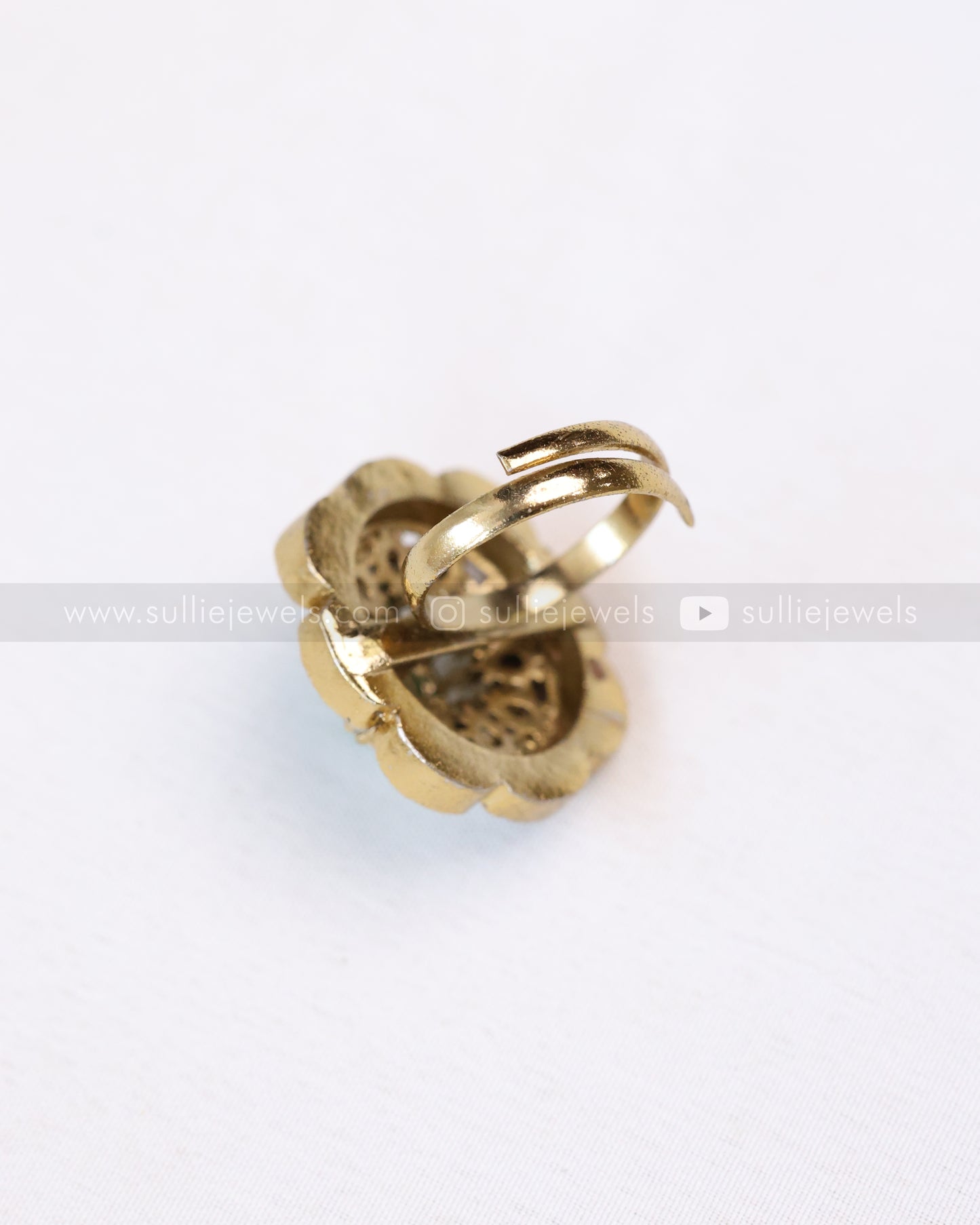 R35 - Kundan Premium Adjustable Ring