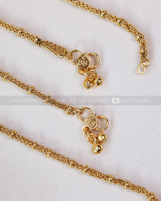 AK106 - Minimal Golden Ball Design Anklet