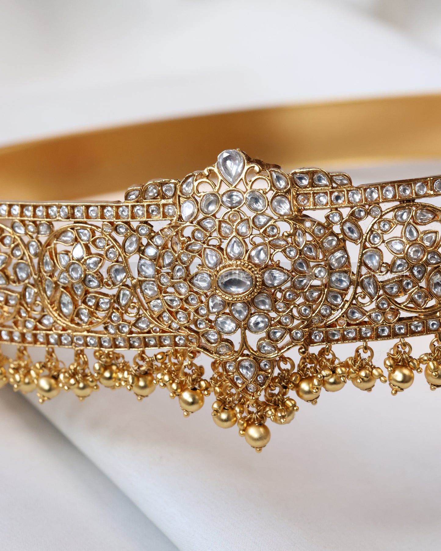White Kemp Stone & Gold Premium Hip Belt
