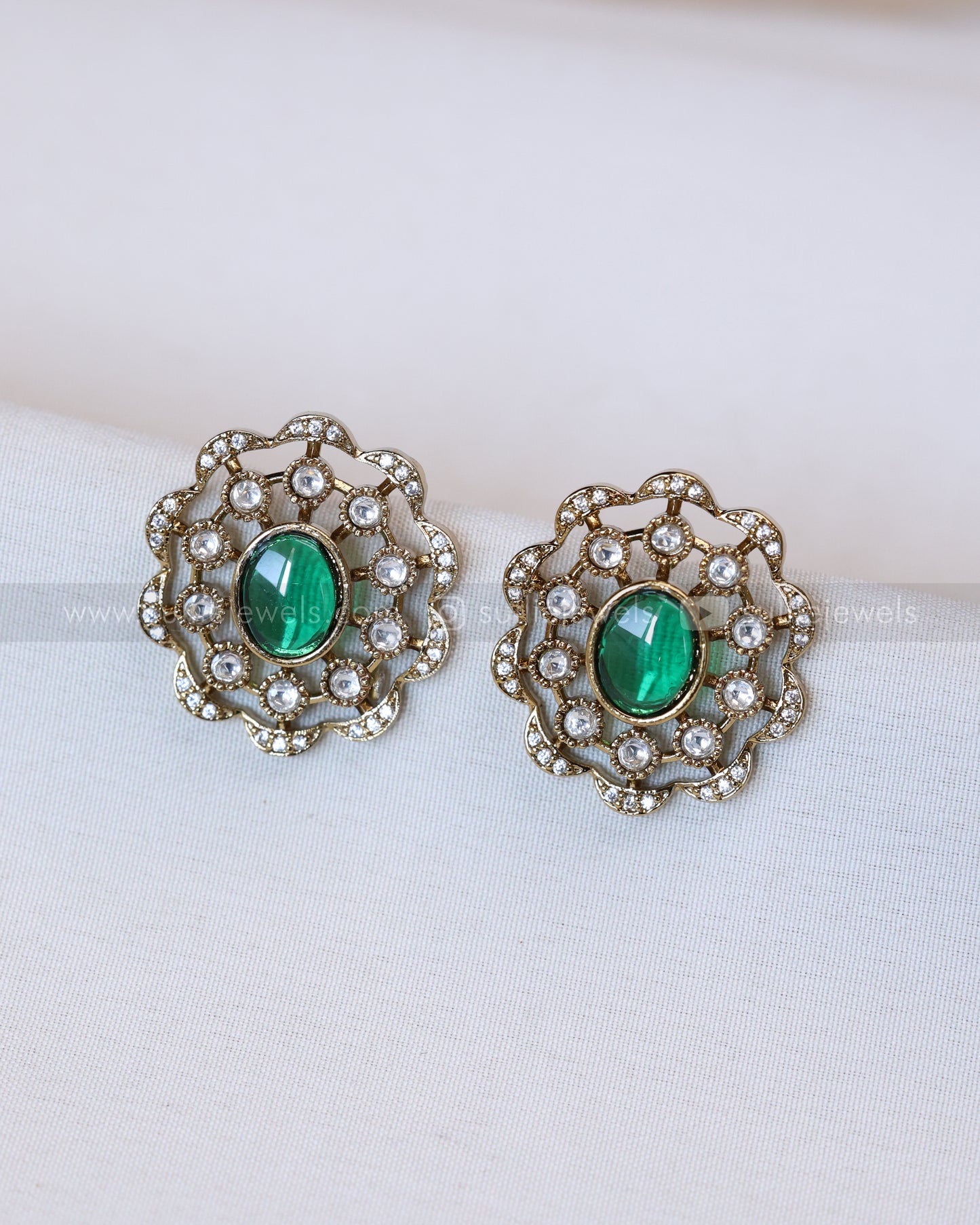 2106 - Emerald & Ruby Designer Choker with Stud