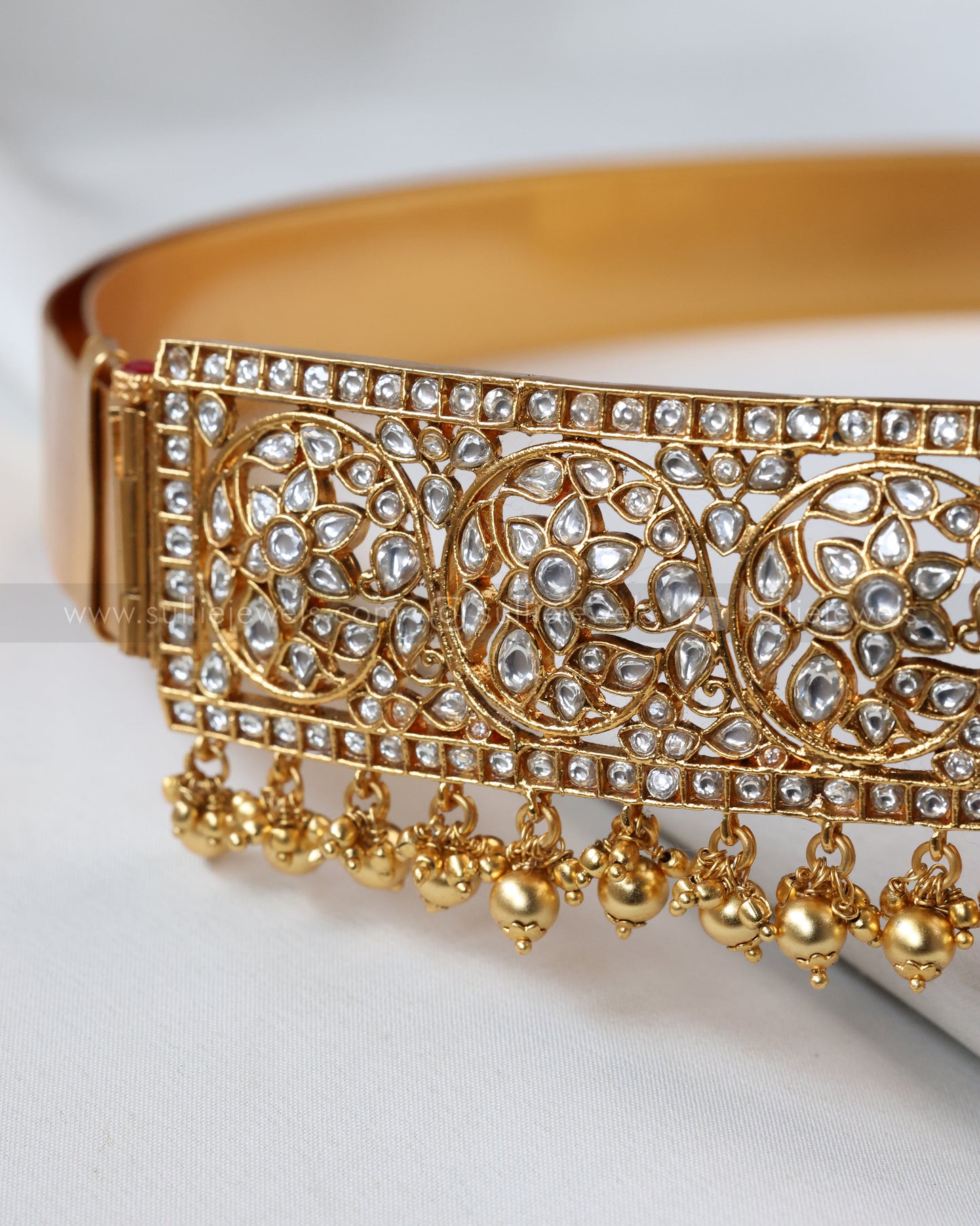 White Kemp Stone & Gold Premium Hip Belt