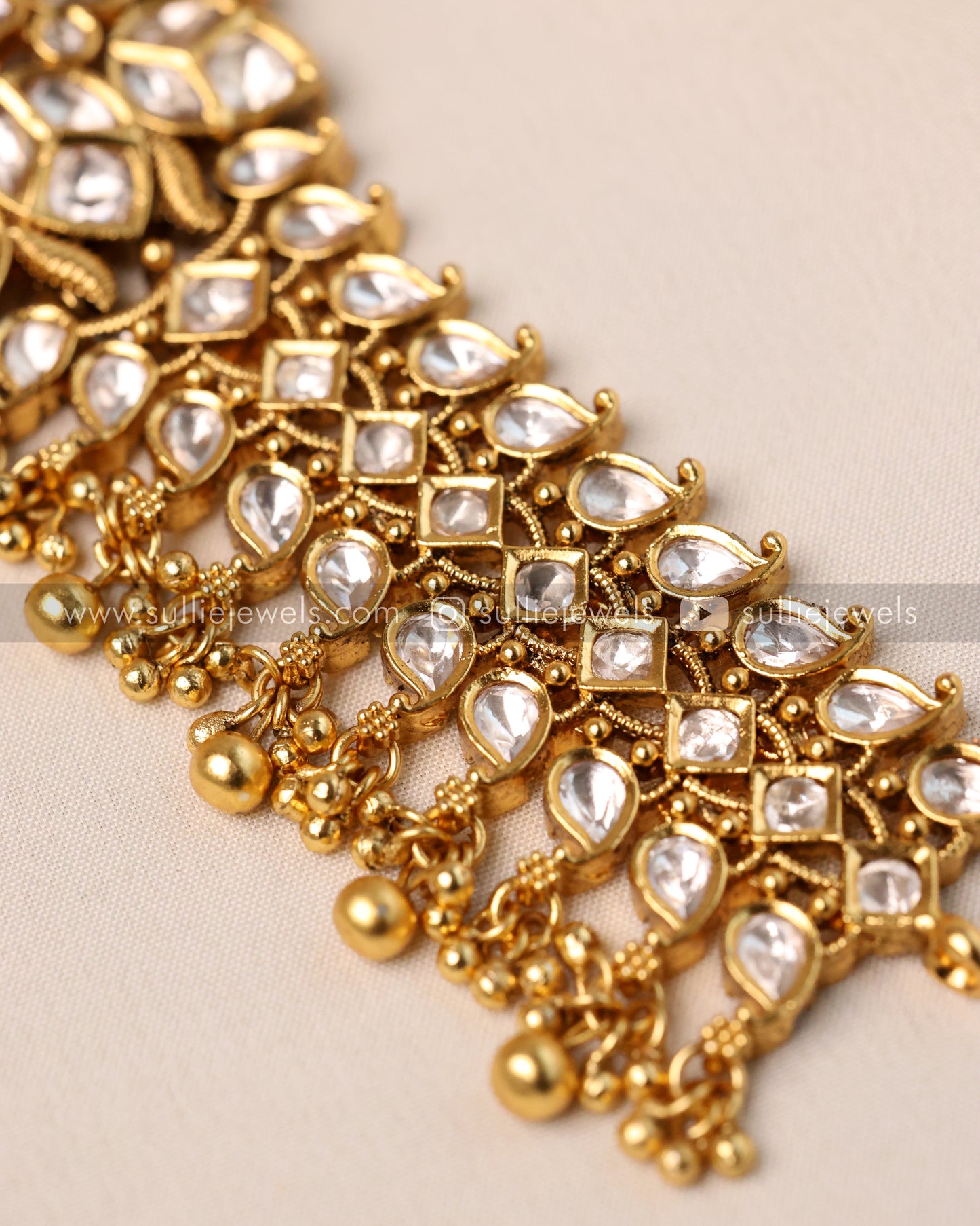 Premium White Stone Heavy Choker with Earring