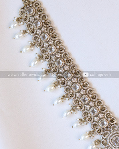 Victorian White Stone Premium Hipchain