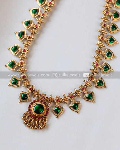 Sullie Basic - Kerala Palakka Long Chain / Maala with Studs