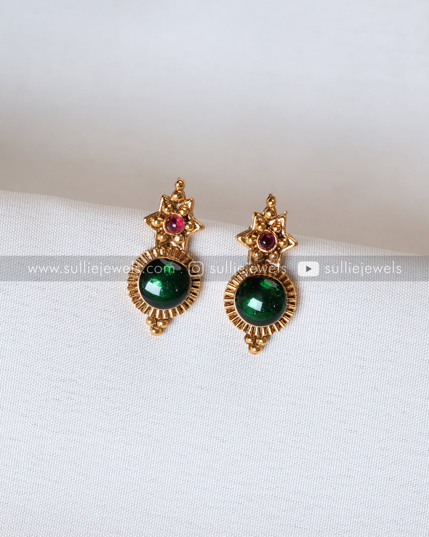 Sullie Basic - Traditional Round Palakka Necklace with Stud