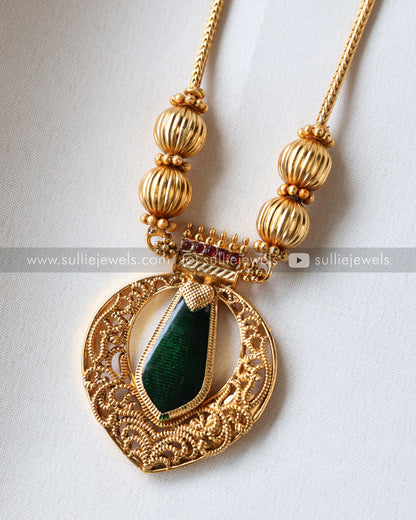 Kerala Nagapadam Palakka Pendant with Studs