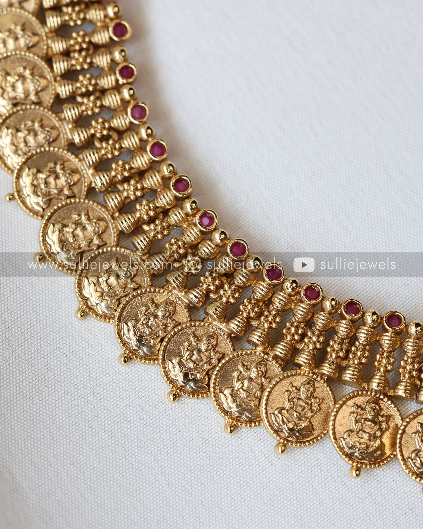 Peacock Coin Detail Necklace / Kaashumaala with Earrings