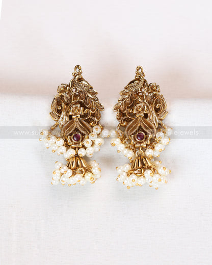 E1215 - Peacock Pearl Antique Earring