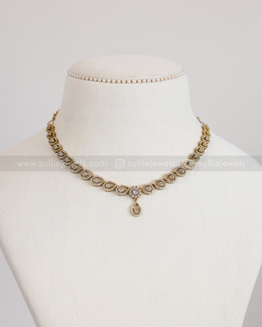 3892 - Diamond Minimal Raindrop Necklace with Stud