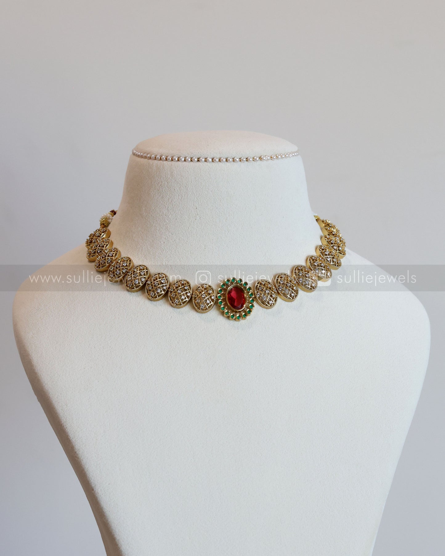 Oval AD Center Stone Necklace with Stud